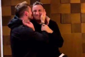 過(guò)了一個(gè)世紀(jì)！外網(wǎng)動(dòng)畫(huà)惡搞：拜仁對(duì)陣多特的第二個(gè)進(jìn)球……