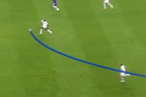 網(wǎng)友：對防守球員來說，球王梅西這種盤帶簡直就像噩夢！