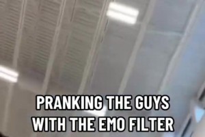 全員曼森＆巴特勒？活塞隊內(nèi)整活：全員加上了殺馬特特效！