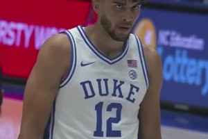 爵士布澤爾之子！前三熱門秀卡梅隆-布澤爾季前賽轟下33+12