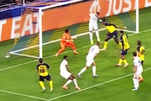 相當關鍵！國米球迷：勞塔羅這記頭球掐斷對手開場的猛攻勢頭