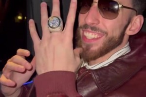 庫(kù)里：追夢(mèng)很感性！名場(chǎng)面：勇士鐵三角當(dāng)年“誰最有可能”問答！