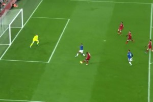 利物浦粉絲博主：當(dāng)馬內(nèi)這么做時(shí)，沒(méi)有人批評(píng)他