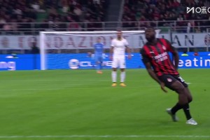 米蘭1-1遭扳平！德溫特禁區(qū)內(nèi)手球送點(diǎn)！夸德拉多主罰命中！