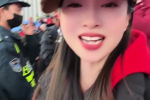 蓉城女球迷：感謝山東的兄弟們