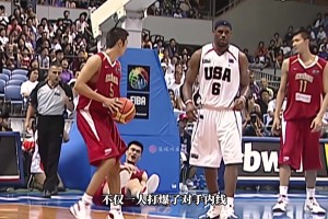 巔峰姚明太強(qiáng)了！一人打爆夢之隊內(nèi)線，牽扯讓CBA隊友輕松得分