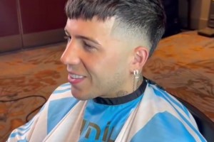 小蜘蛛：我成你監(jiān)護(hù)人了？名場(chǎng)面：恩佐連理發(fā)都要小蜘蛛陪同！