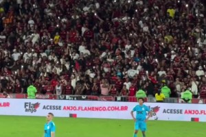 球隊(duì)身陷降級(jí)區(qū)！內(nèi)馬爾對(duì)教練換下自己無奈和不滿