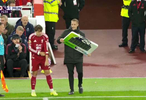 基耶薩替補(bǔ)登場(chǎng)表現(xiàn)亮眼，利物浦雖敗猶榮
